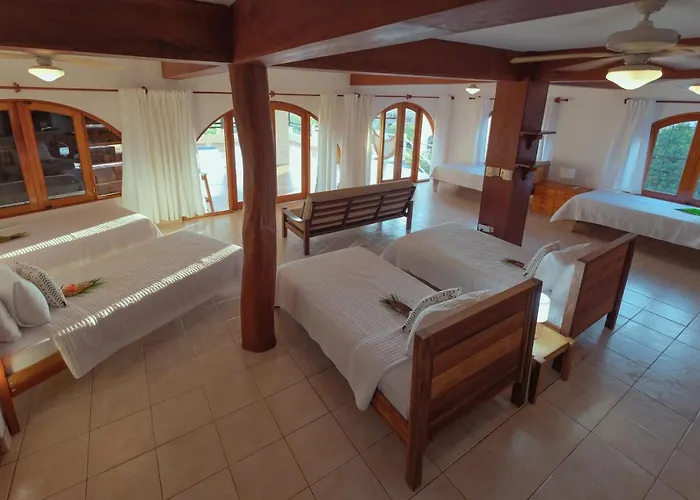 Casas Kismet 4*